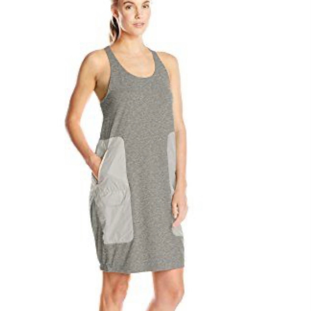 NWT Women’s MERRELL Around Town Dress